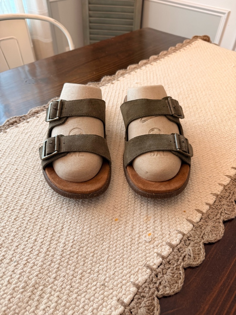 Clark’s Men’s Olive Green Nubuck Double Buckle Slides Sz 9.5